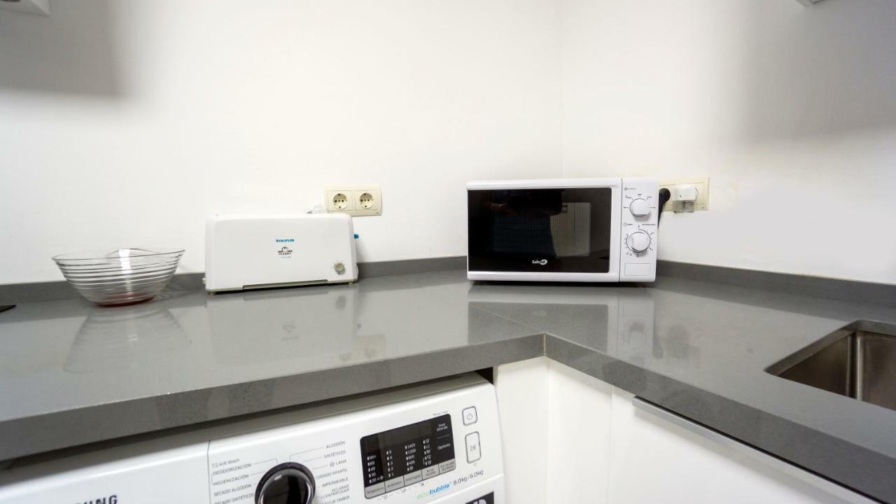 Rentalsevilla Espacioso Duplex En La Puerta Real Luaran gambar